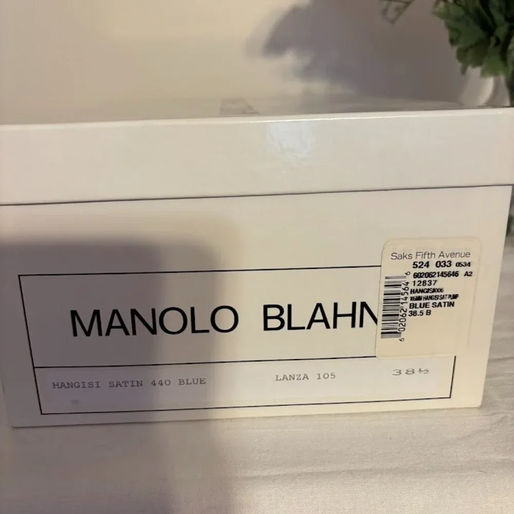 Manolo Blahnik Hangisi Jeweled Heel Blue Satin Pump Shoes - size 8.5 - Picture 8 of 16
